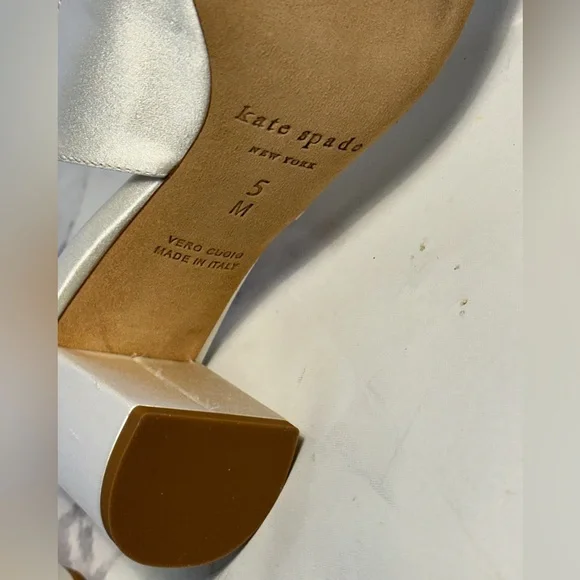 Kate Spade Mettie Satin Sling Back heels size 5 (EUC) - Picture 5 of 16